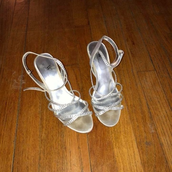 Heels - Picture 2 of 2